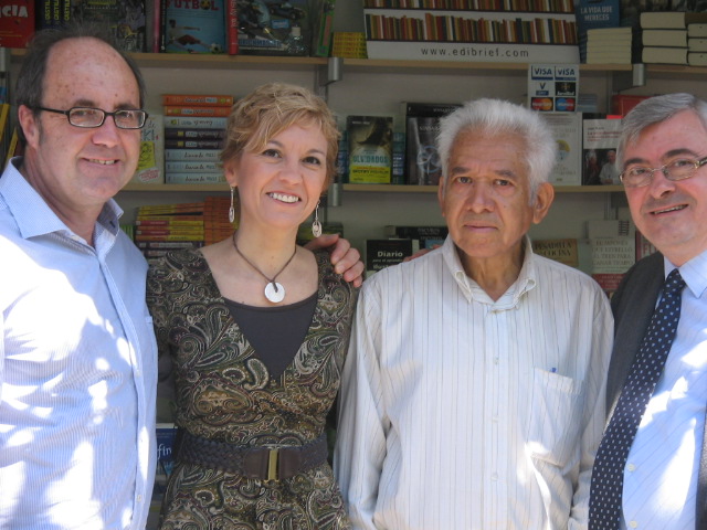 Feria libro Valencia 5 mayo 007