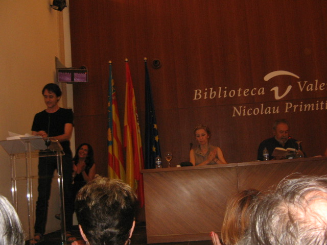 Presentación El meu món BV 017