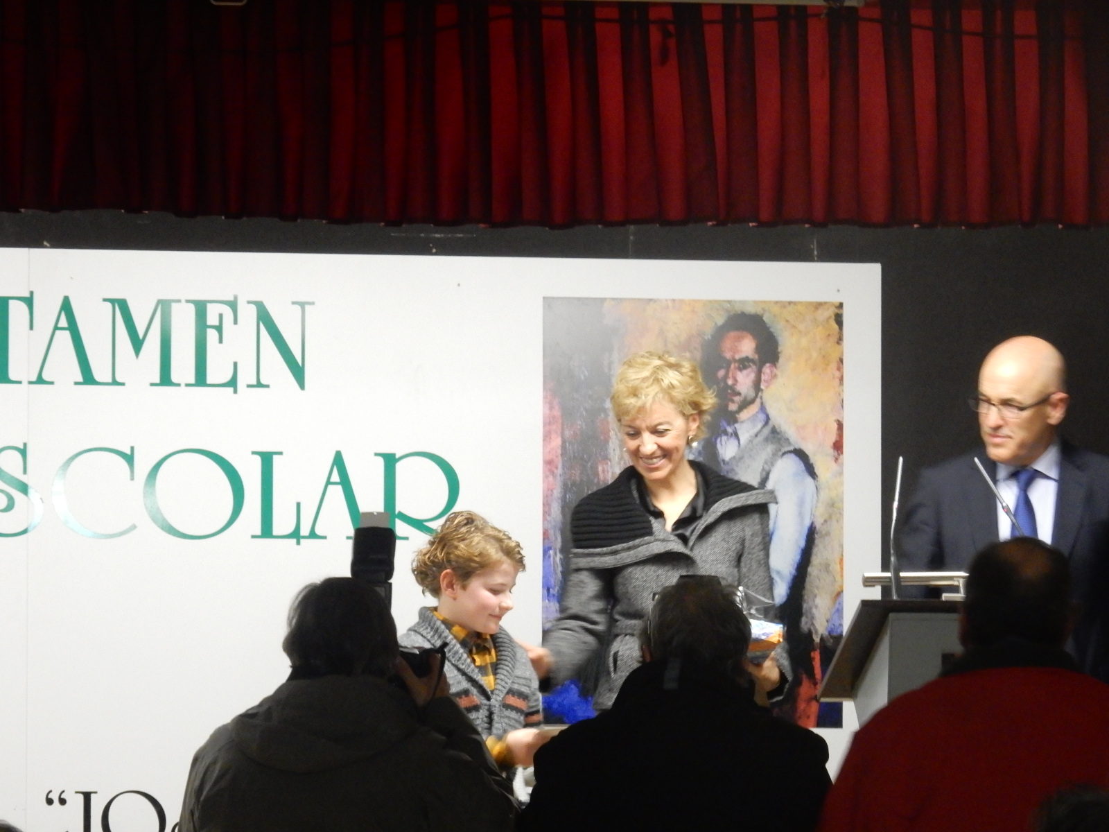 10 María Ángeles Chavarría con alumno