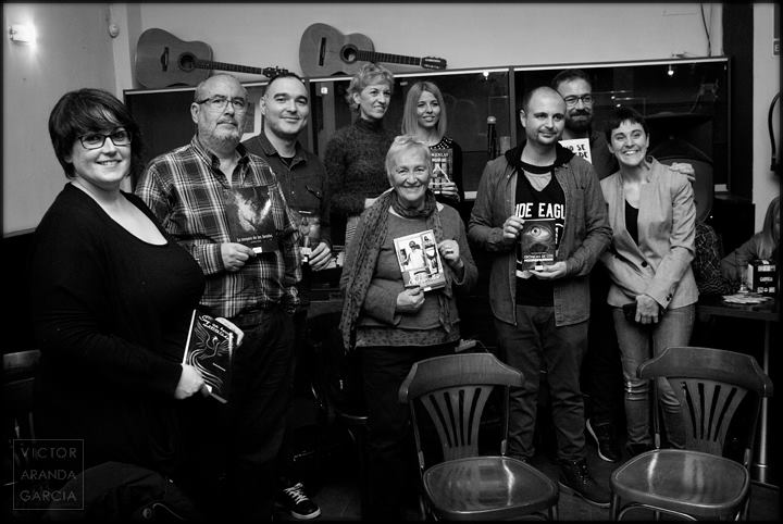 Foto grupo escritores ACEN