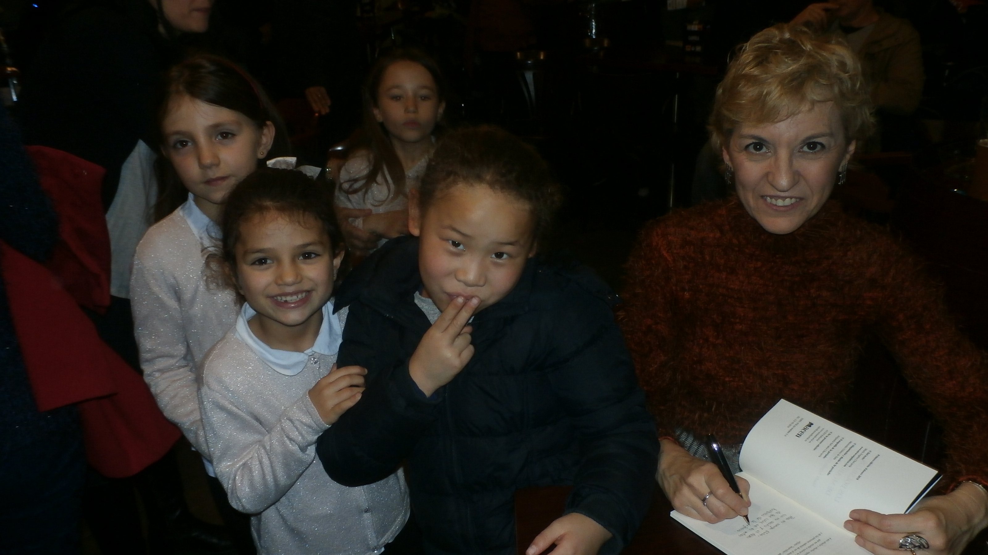 OLYMPUS DIGITAL CAMERA